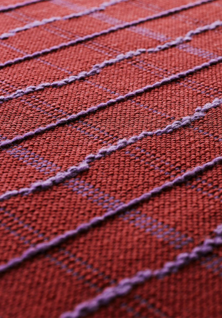 Merida_in_veranda_june_2020_cover