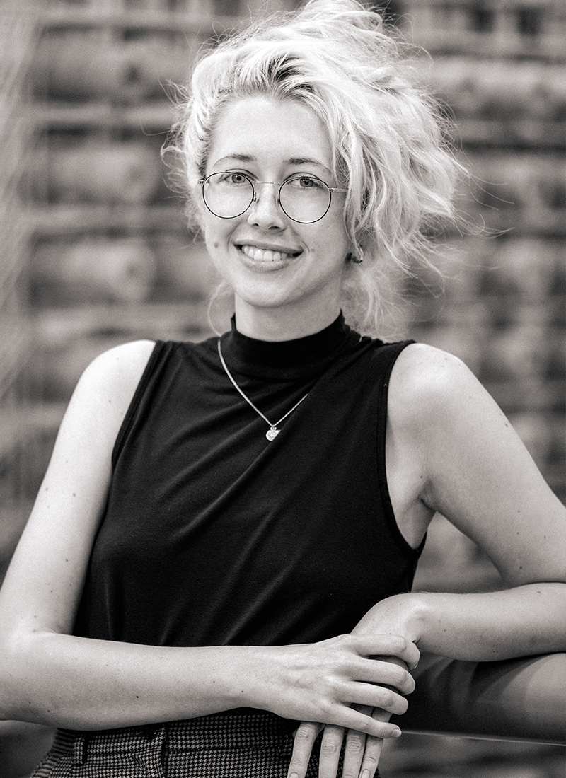 Headshot-–-Sarah-Barkowski-2