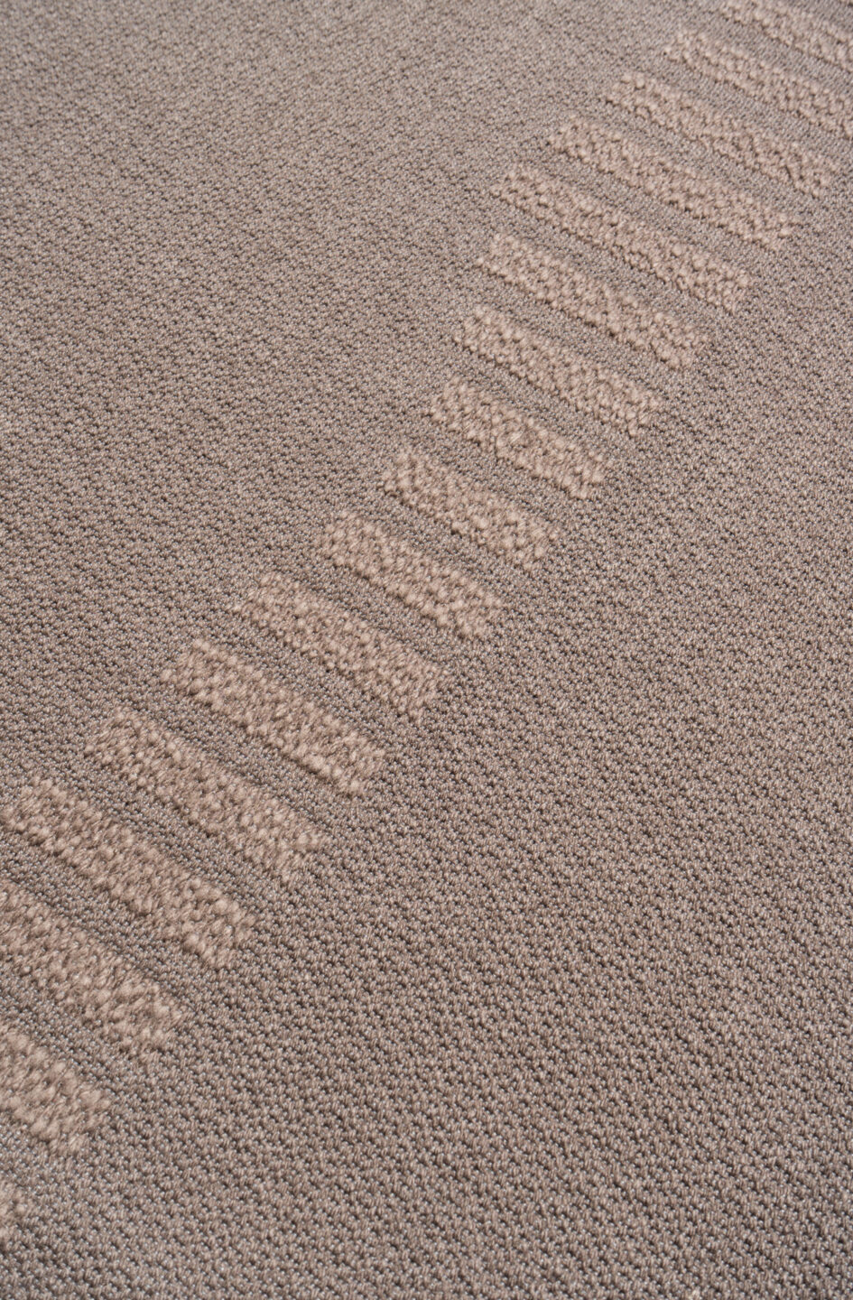 Emboss S – Reed – Detail 2